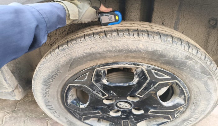 2022 Tata PUNCH ACCOMPLISHED MT, Petrol, Manual, 75,308 km, tyre