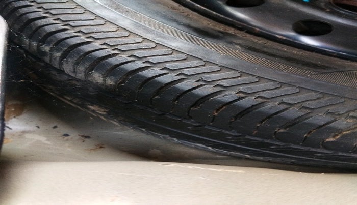 2017 Maruti Swift Dzire VDI, Diesel, Manual, 56,353 km, tyre