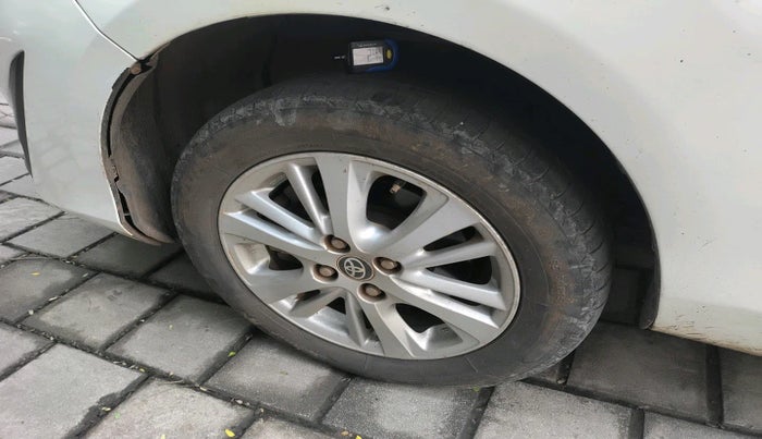 2018 Toyota YARIS V MT, Petrol, Manual, 86,281 km, tyre