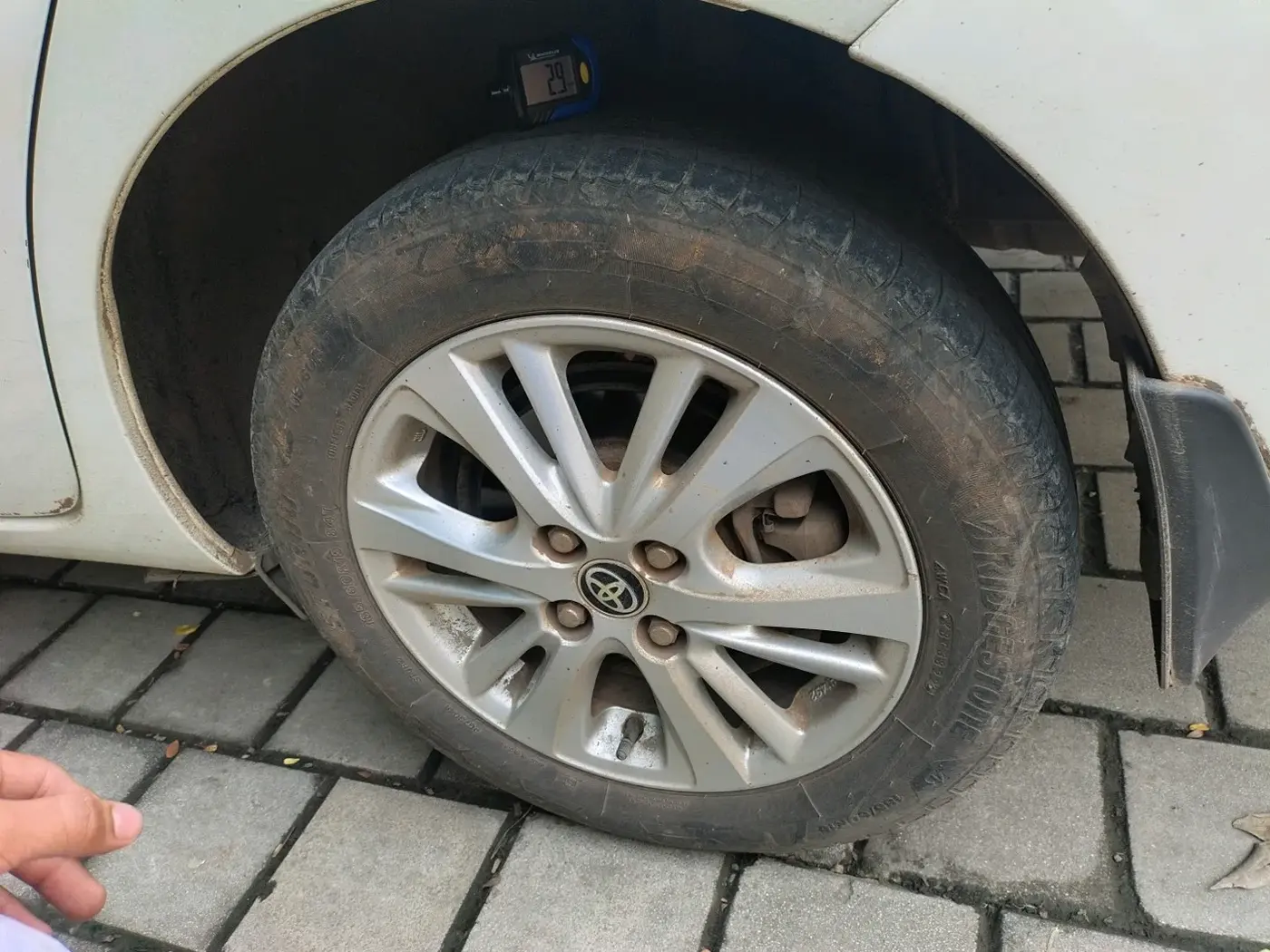2018 Toyota YARIS V MT, Petrol, Manual, 86,281 km, tyre