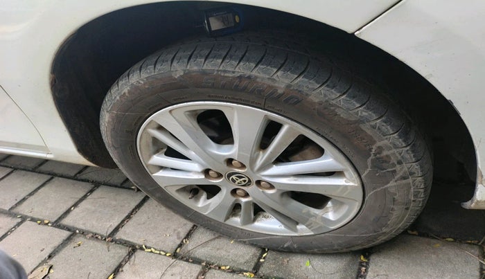 2018 Toyota YARIS V MT, Petrol, Manual, 86,281 km, tyre