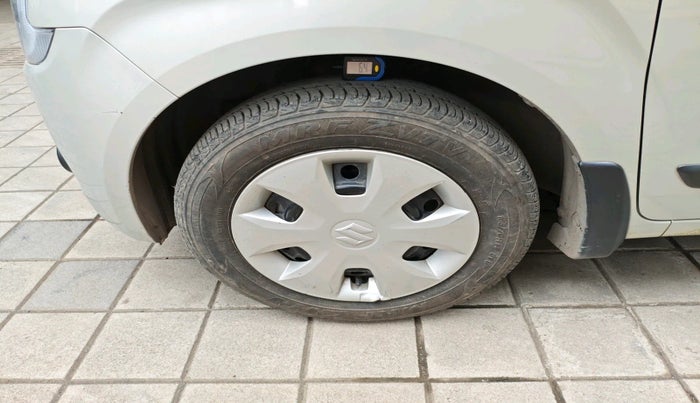 2019 Maruti New Wagon-R ZXI 1.2 AMT, Petrol, Automatic, 4,828 km, tyre
