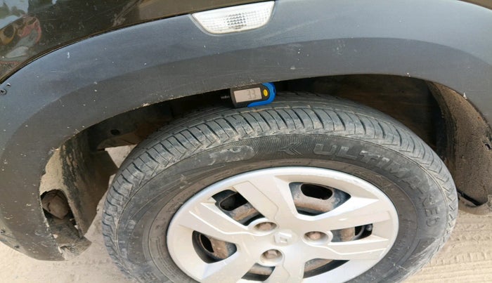 2018 Renault Kwid RXT 0.8, Petrol, Manual, 1,02,207 km, tyre