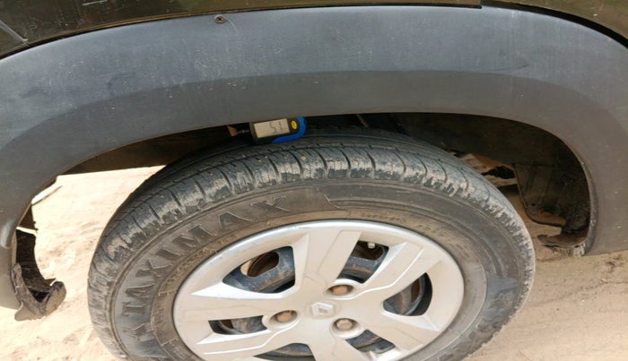 2018 Renault Kwid RXT 0.8, Petrol, Manual, 1,02,207 km, tyre