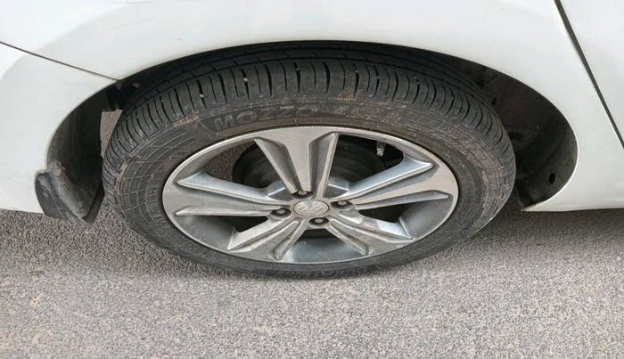 2019 Hyundai Verna 1.6 VTVT SX, Petrol, Manual, 66,794 km, tyre
