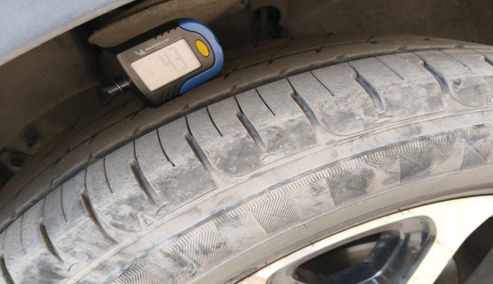 2018 Renault Captur RXT PETROL, Petrol, Manual, 67,899 km, tyre