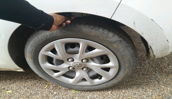 2017 Hyundai Grand i10 MAGNA 1.2 KAPPA VTVT, Petrol, Manual, 1,08,792 km, tyre