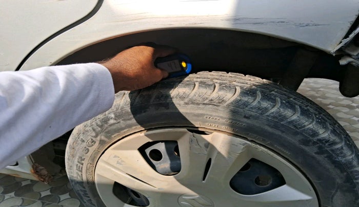 2015 Maruti Wagon R 1.0 VXI, Petrol, Manual, 19,219 km, tyre