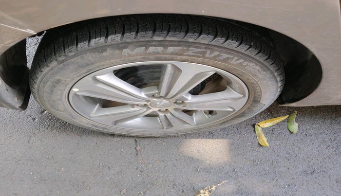 2018 Hyundai Verna 1.6 VTVT SX, Petrol, Manual, 26,334 km, tyre