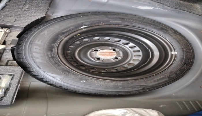 2017 Honda Amaze 1.2L I-VTEC S, Petrol, Manual, 18,935 km, tyre