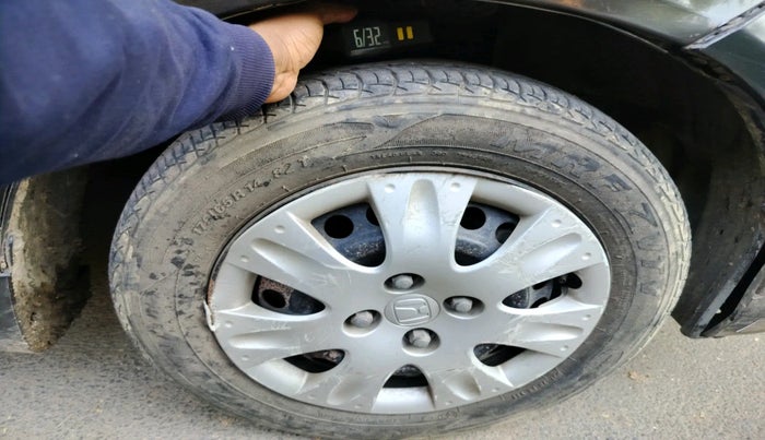 2017 Honda Amaze 1.2L I-VTEC S, Petrol, Manual, 18,935 km, tyre