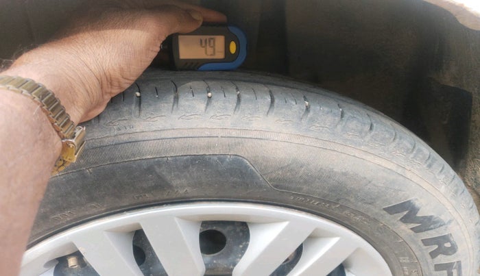 2019 Maruti Dzire VDI, Diesel, Manual, 1,05,978 km, tyre