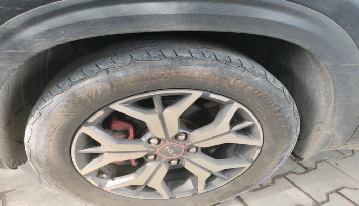 2022 KIA SELTOS GTX PLUS 1.4, Petrol, Manual, 1,10,407 km, tyre