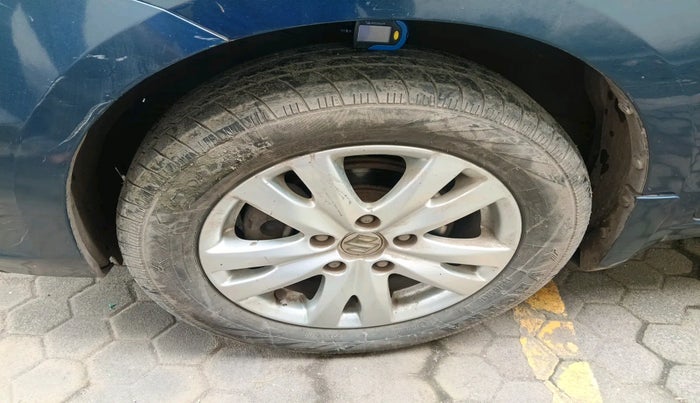 2016 Maruti Ertiga ZXI, Petrol, Manual, 68,758 km, tyre