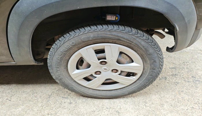 2017 Renault Kwid RXT 0.8, Petrol, Manual, 28,791 km, tyre