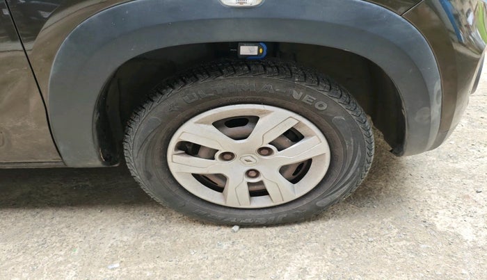 2017 Renault Kwid RXT 0.8, Petrol, Manual, 28,791 km, tyre