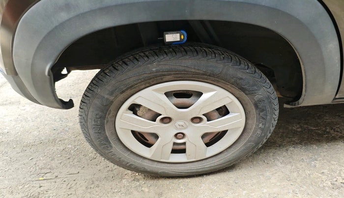 2017 Renault Kwid RXT 0.8, Petrol, Manual, 28,791 km, tyre