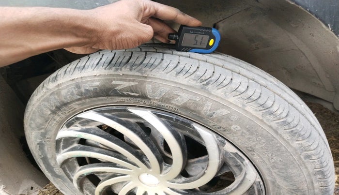 2021 Renault Kwid CLIMBER 1.0 (O), Petrol, Manual, 49,733 km, tyre