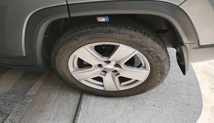 2021 Jeep Compass LONGITUDE (O) 1.4 PETROL AT, Petrol, Automatic, 21,832 km, tyre