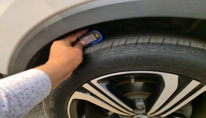 2022 MG ASTOR SHARP 1.5 CVT, Petrol, Automatic, 38,588 km, tyre