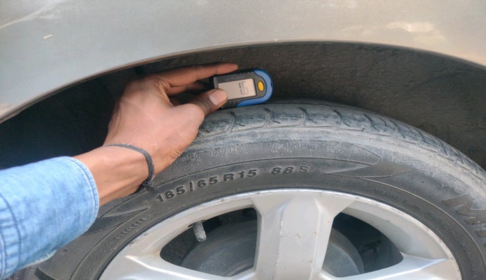 2010 Honda City 1.5L I-VTEC S MT, Petrol, Manual, 1,22,195 km, tyre