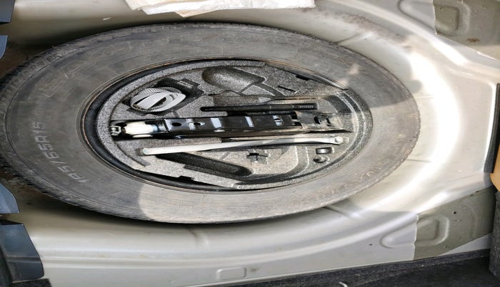 2010 Skoda Laura AMBIENTE 2.0 TDI CR AT, Diesel, Automatic, 96,709 km, tyre