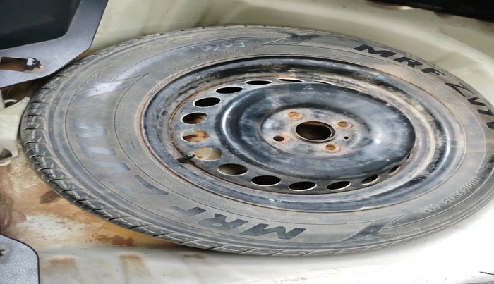 2017 Maruti Baleno DELTA DIESEL 1.3, Diesel, Manual, 87,405 km, tyre