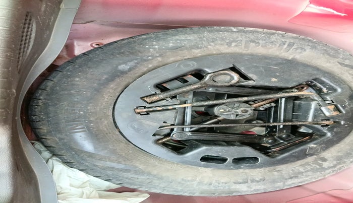 2011 Hyundai i10 SPORTZ 1.2, Petrol, Manual, 89,549 km, tyre