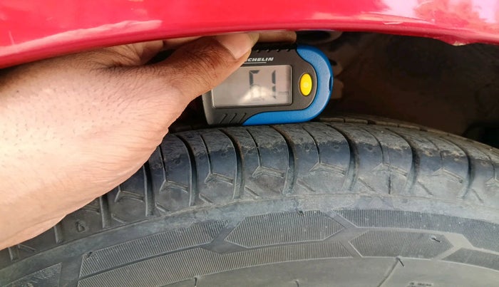 2011 Hyundai i10 SPORTZ 1.2, Petrol, Manual, 89,549 km, tyre