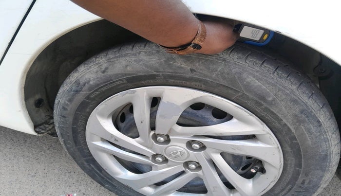 2021 Hyundai AURA S 1.2 CRDI, Diesel, Manual, 1,41,445 km, tyre