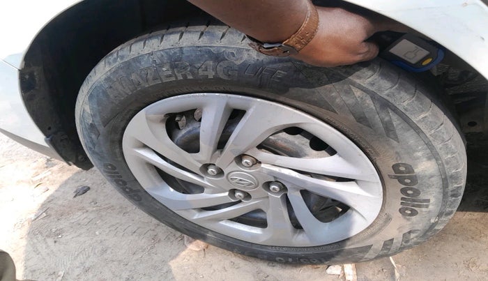 2021 Hyundai AURA S 1.2 CRDI, Diesel, Manual, 1,41,445 km, tyre