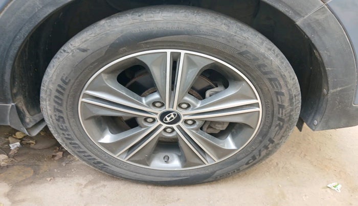 2016 Hyundai Creta SX PLUS AT 1.6 PETROL, Petrol, Automatic, 89,443 km, tyre