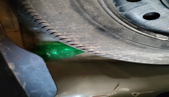 2013 Maruti Swift Dzire VXI, Petrol, Manual, 67,572 km, tyre