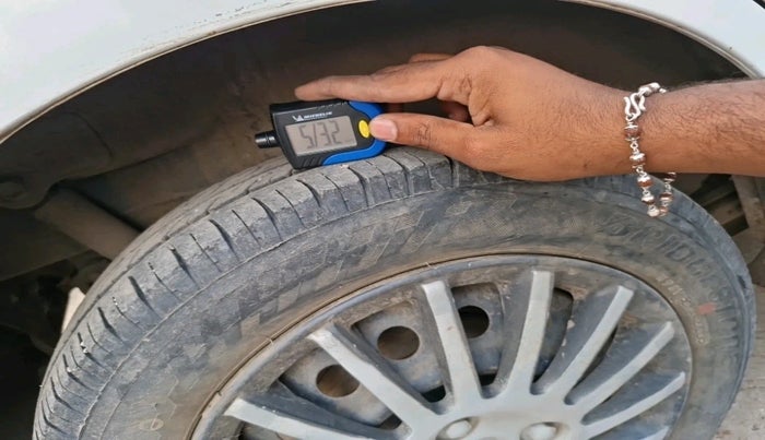 2012 Maruti Wagon R 1.0 VXI, Petrol, Manual, 1,08,098 km, tyre