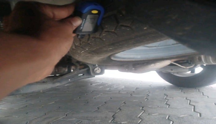 2021 Mahindra XUV700 AX 7 LUXURY P AT 7 STR, Petrol, Automatic, 16,50,000 km, tyre