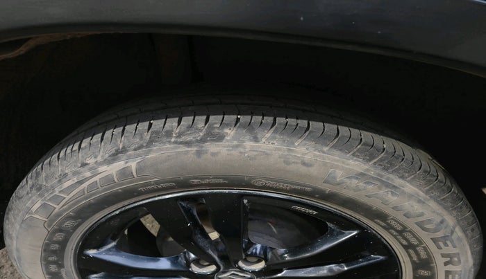 2019 Maruti Vitara Brezza ZDI AMT, Diesel, Automatic, 1,15,011 km, tyre