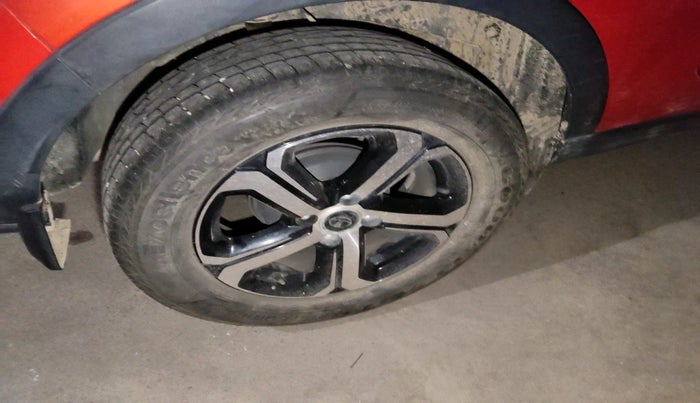 2023 Tata NEXON XZ PLUS PETROL, Petrol, Manual, 25,905 km, tyre