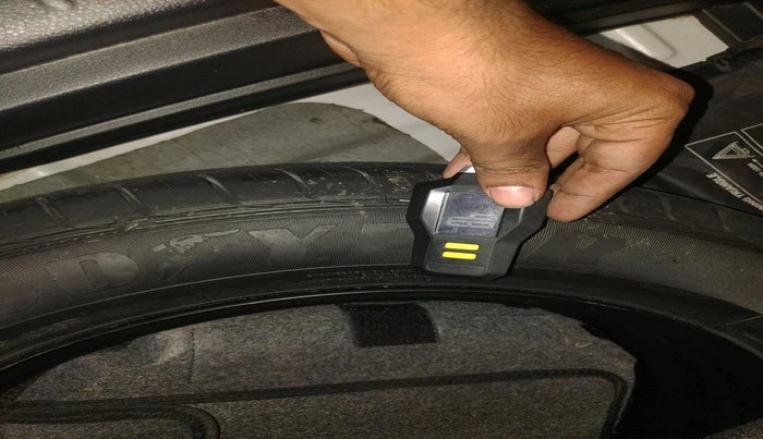 2022 KIA SELTOS HTK 1.5 PETROL, Petrol, Manual, 50,645 km, tyre