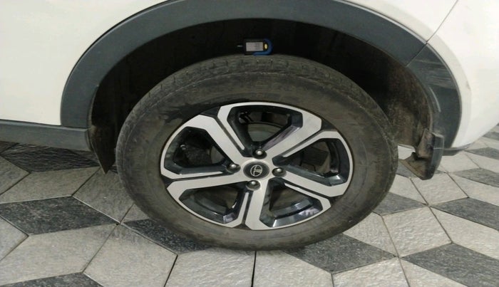 2022 Tata NEXON XZA PLUS (O) PETROL, Petrol, Automatic, 18,265 km, tyre
