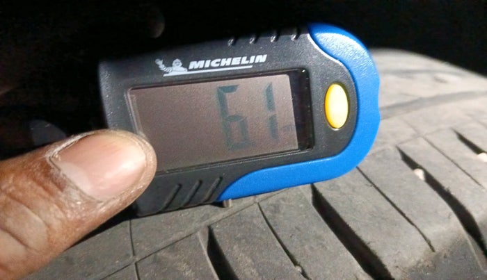 2021 MG HECTOR PLUS SELECT 2.0 DIESEL TURBO MT 7-STR, Diesel, Manual, 78,296 km, tyre