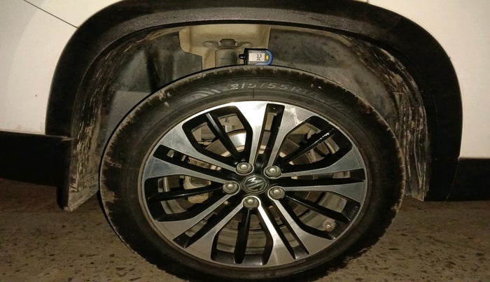 2021 MG HECTOR PLUS SELECT 2.0 DIESEL TURBO MT 7-STR, Diesel, Manual, 78,296 km, tyre