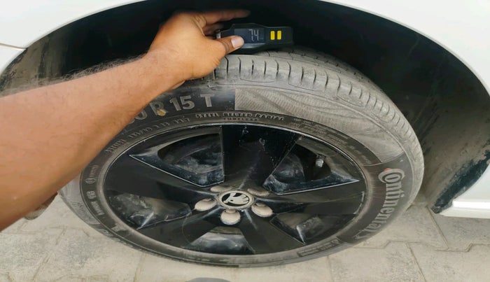 2017 Skoda Rapid STYLE 1.5 TDI, Diesel, Manual, 64,720 km, tyre