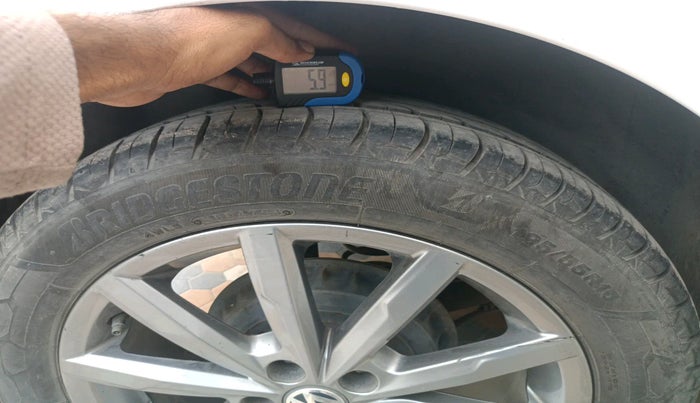 2019 Volkswagen Polo HIGHLINE PLUS 1.0, Petrol, Manual, 90,553 km, tyre