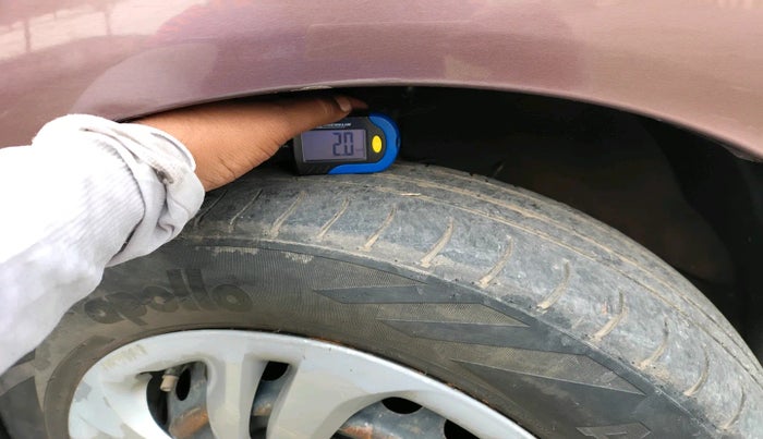 2021 Hyundai AURA S 1.2, Diesel, Manual, 53,672 km, tyre