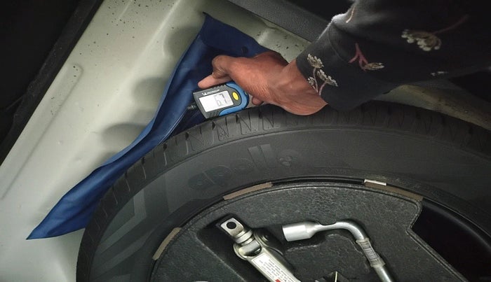 2020 Toyota URBAN CRUISER HIGH GRADE MT, Petrol, Manual, 43,186 km, tyre