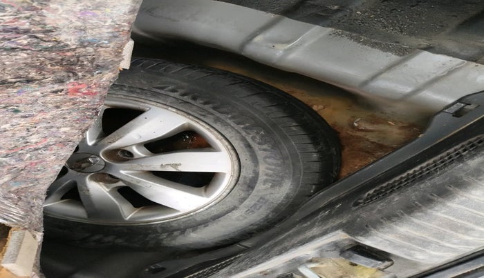 2012 Hyundai i20 SPORTZ 1.4 CRDI, Diesel, Manual, 1,43,561 km, tyre