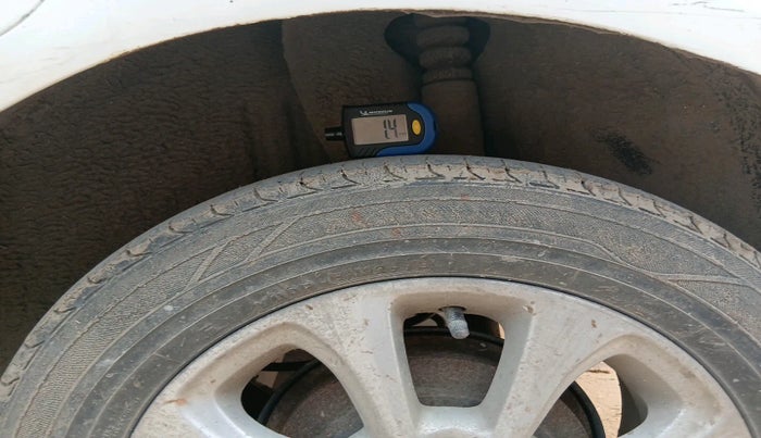 2012 Ford Figo TITANIUM 1.2 PETROL, Petrol, Manual, 99,048 km, tyre