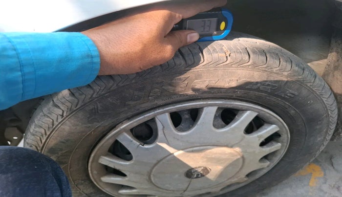 2018 Maruti Alto 800 LXI, Petrol, Manual, 66,296 km, tyre