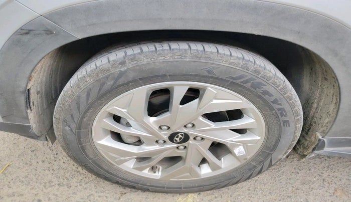 2021 Hyundai Creta SX EXECUTIVE 1.5 PETROL, Petrol, Manual, 26,234 km, tyre