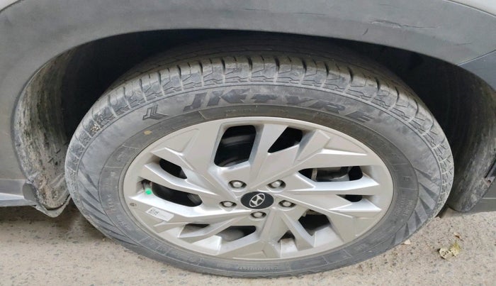 2021 Hyundai Creta SX EXECUTIVE 1.5 PETROL, Petrol, Manual, 26,234 km, tyre